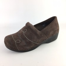 LL Bean Brown Suede Embroidered Design Slip On Closed Toe Clog Youth Girl 6 US