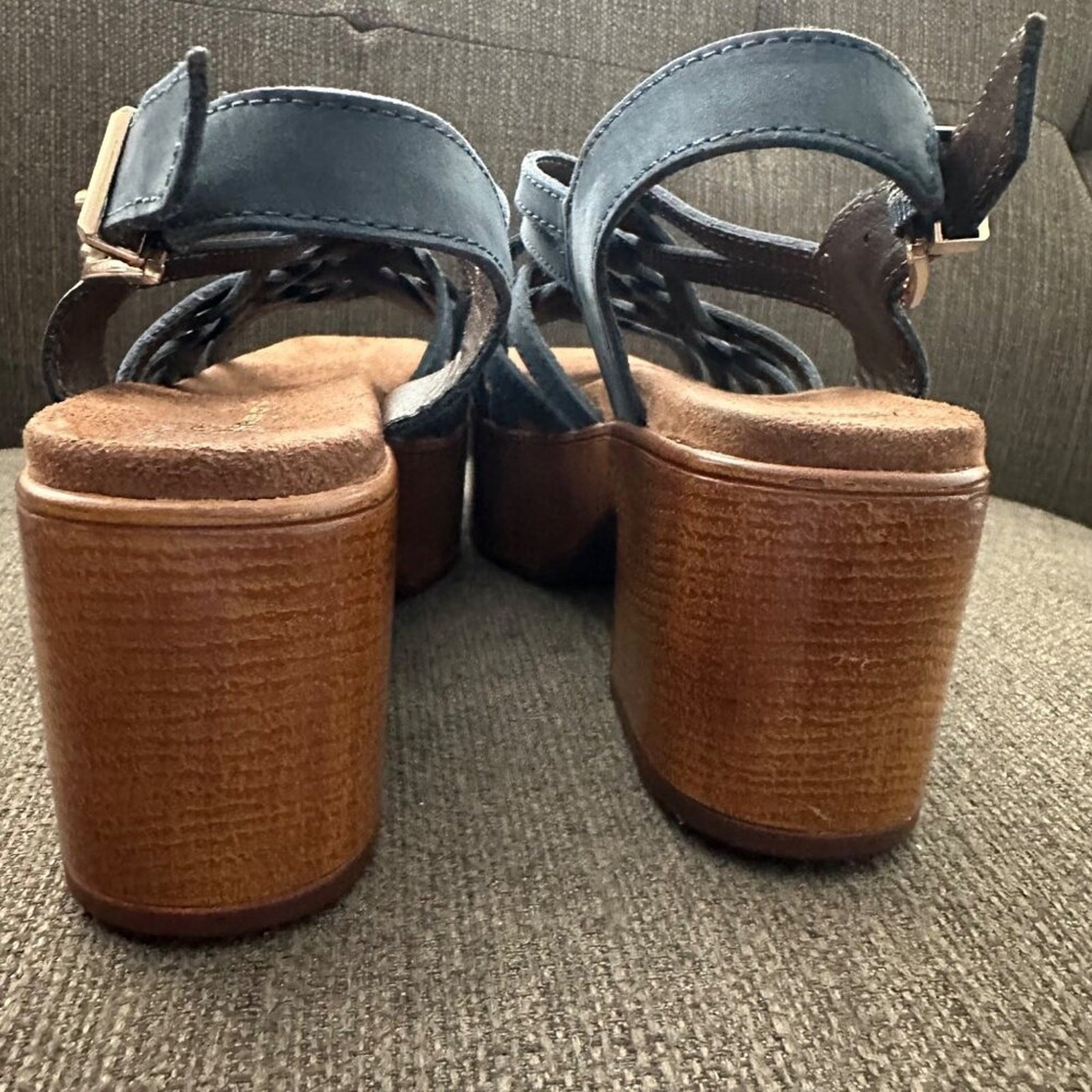 House of Harlow 1960 Georgia Denim Blue Leather Strappy Platform Sandals 6.5M