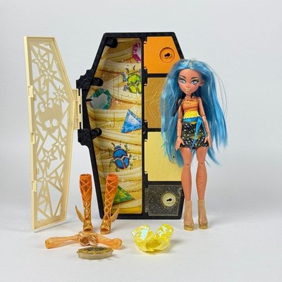 Monster High Skulltimate Secrets Fearidescent Cleo De Nile Doll Incomplete