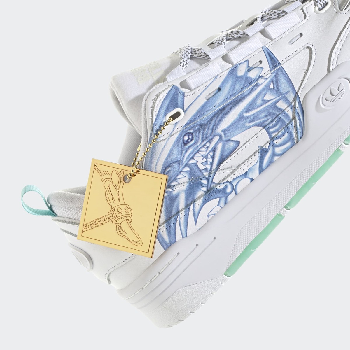 adidas Originals ADI2000 Yu-Gi-Oh! Blue Eyes White Dragon H06426 | eBay
