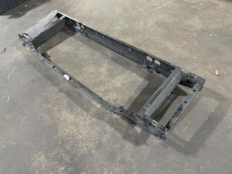 Chevrolet Suburban 1500 2012 panel de soporte del núcleo del radiador se adapta a 10-14 Escalade OEM Foto 3 de 4