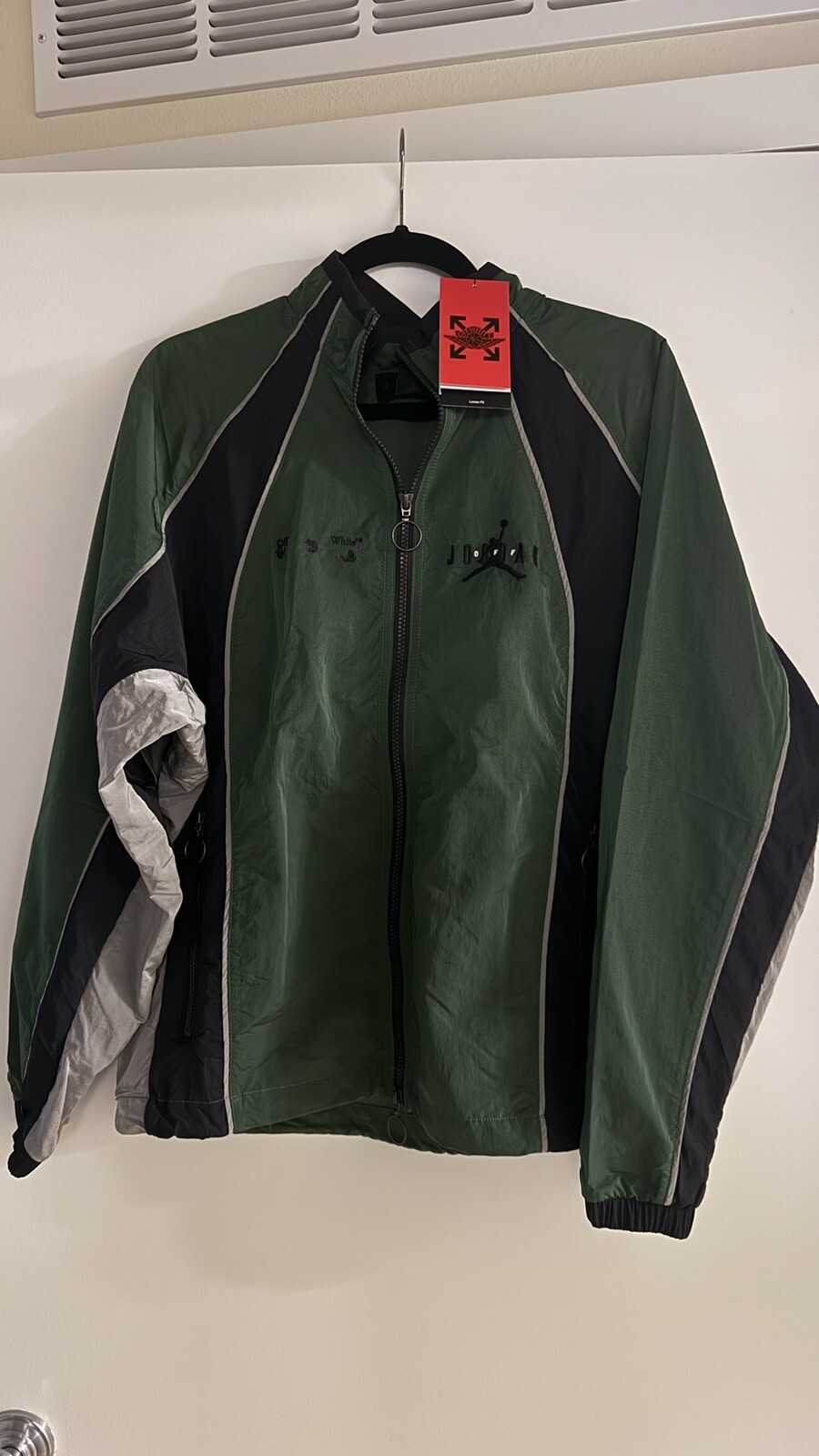 OFF WHITE X NIKE Nike Air Jordan x giacca da pista bianca sporca uomo verde foresta nero CV3502 361