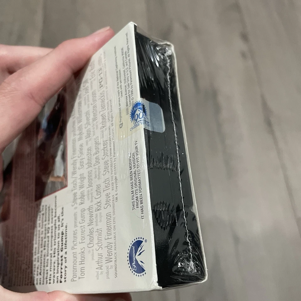 Forrest Gump VHS SEALED Watermarks Paramount Tom Hanks Gary Sinise VTG  - Image 3 of 4