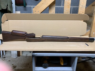 LEE ENFIELD NO4T SNIPER HOLZ SET. FOREND/WANGENAUFLAGE REPRO. ANDERE TEILE ORIGINAL.