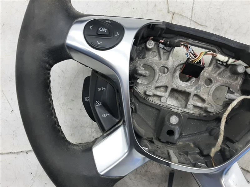 Volante Ford Transit Connect 2014 2015 2016 2017 2018 con controles Foto 4 de 4