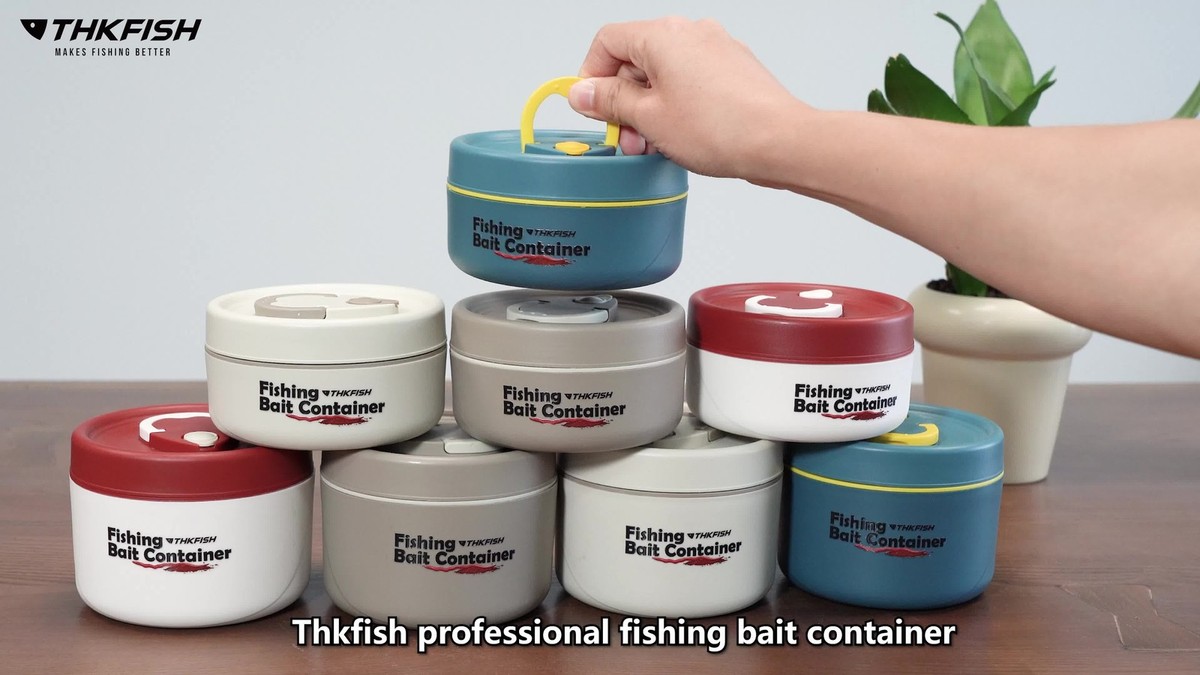 bait box fish bar Floating Station I fill this box with our special salt mixture to keep everything preserved and store my salted and fresh baits in it for my entire fishing trip Gruv Hard Bait Box