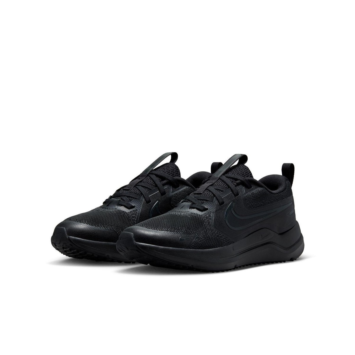 black nike revolution 4