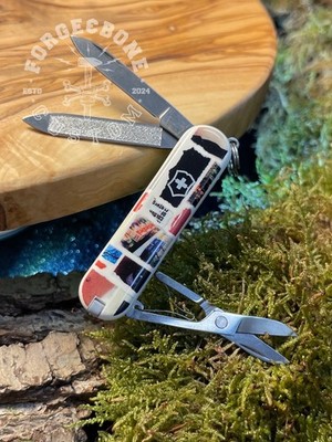 Victorinox Classic Artwork Edition, New in box (3)