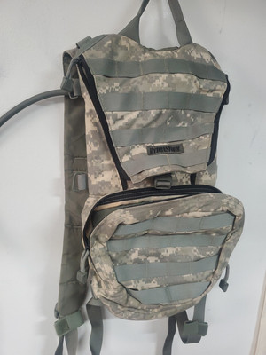 #ad BlackHawk Hydrastorm Strike Hydration Systems Reservoir Carrier 100 oz Used $29.98