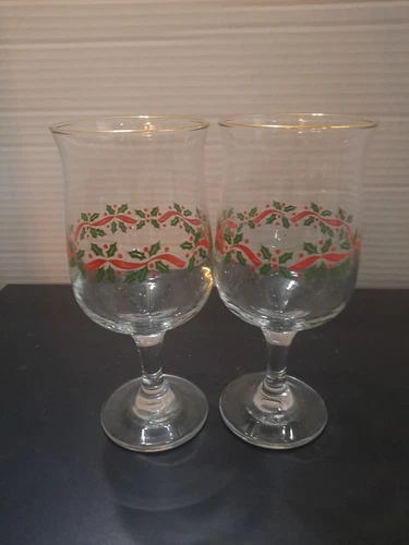 VTG Libbey Holly Berry 2 Water Goblets Gold Trim Christmas Holiday