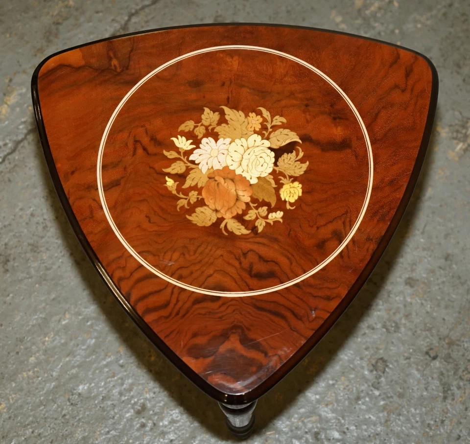 FINE PAIR OF ITALIAN BURR WALNUT MARQUETRY INLAID SIDE END LAMP WINE TABLES - Image 4 of 4