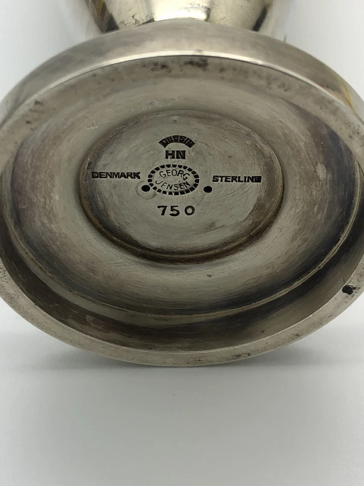 Винтажная ваза из чистого серебра Georg Jensen Pyramide Denmark Dessin 750 - Изображение 3 из 4