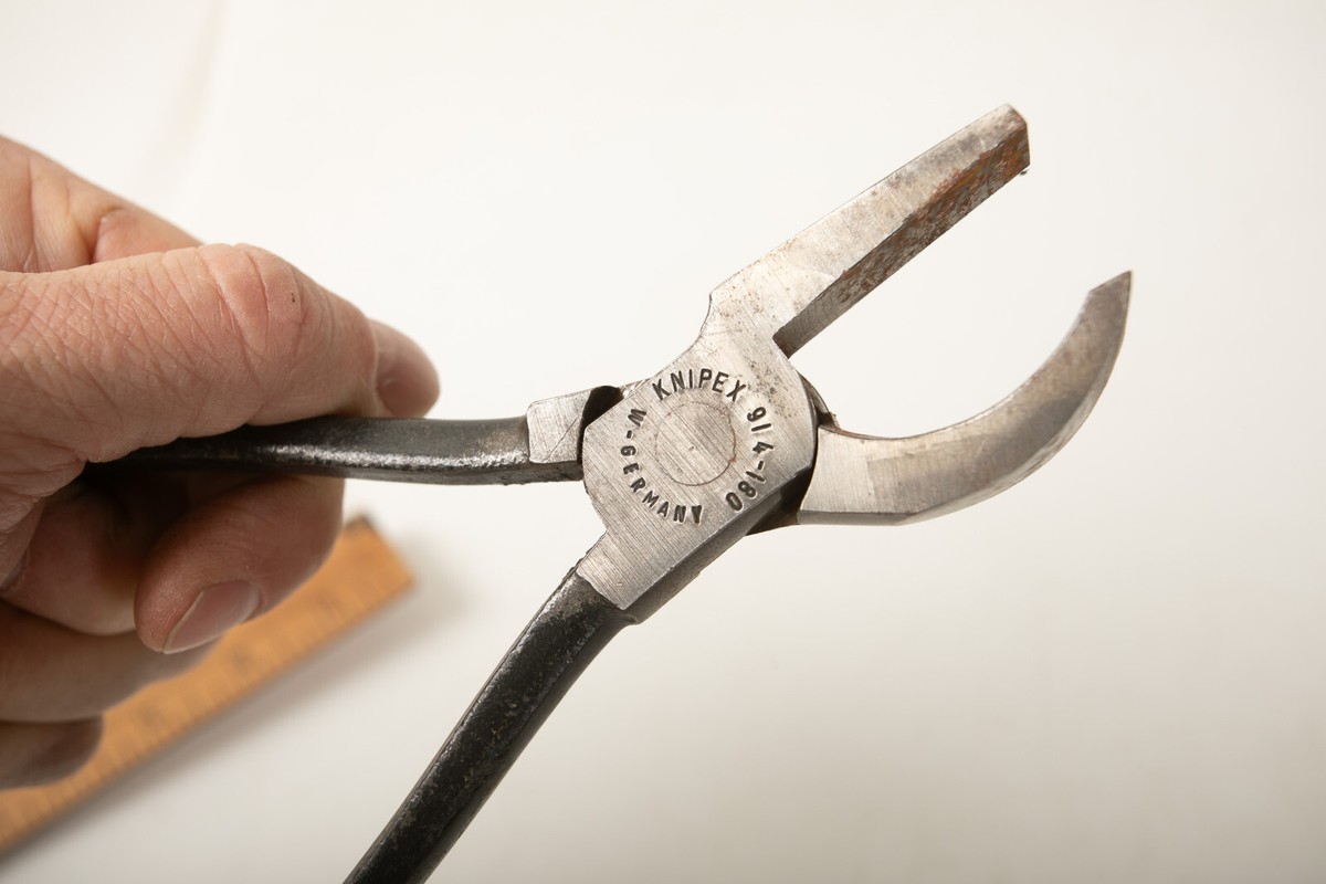 Knipex 914-180 (B9C/JSF6) West Germany Stained Glass Breaking Tool