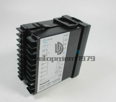 One New Honeywell Temperature Controller DC1020CT-701000-E AC 85-265V 0~1200 