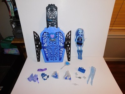 Monster High G3 2022 Skulltimate Secrets ABBEY 12'' Doll COFFIN ACCESSORIES