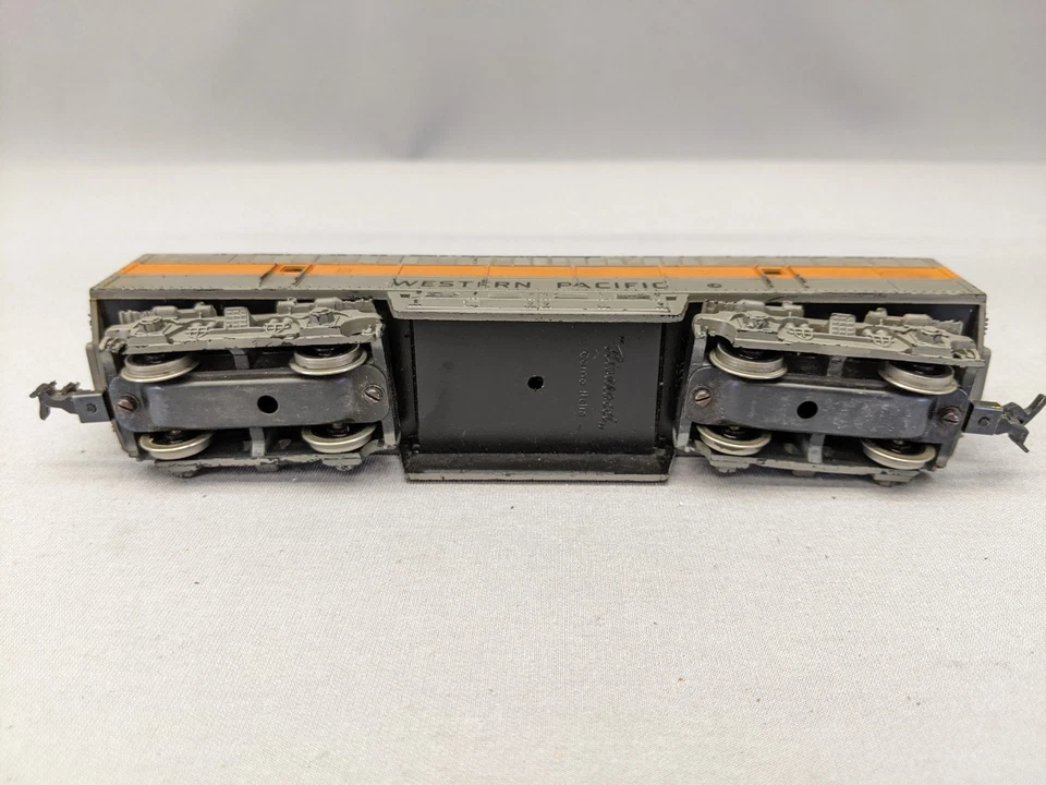 Lionel/Rivarossi Western Pacific Dummy Non-Powered, B Unit - Image 2 of 4