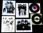 mid '60s - Les Beatlettes (Canadiennes) - 2 x 45rpm + 4 x (8 x 10)  THE BEATLES