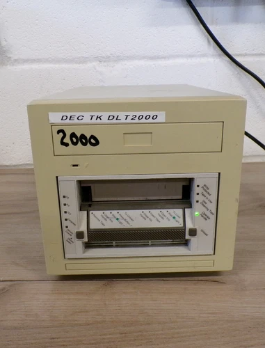 DLT2000E Quantum External tape drive