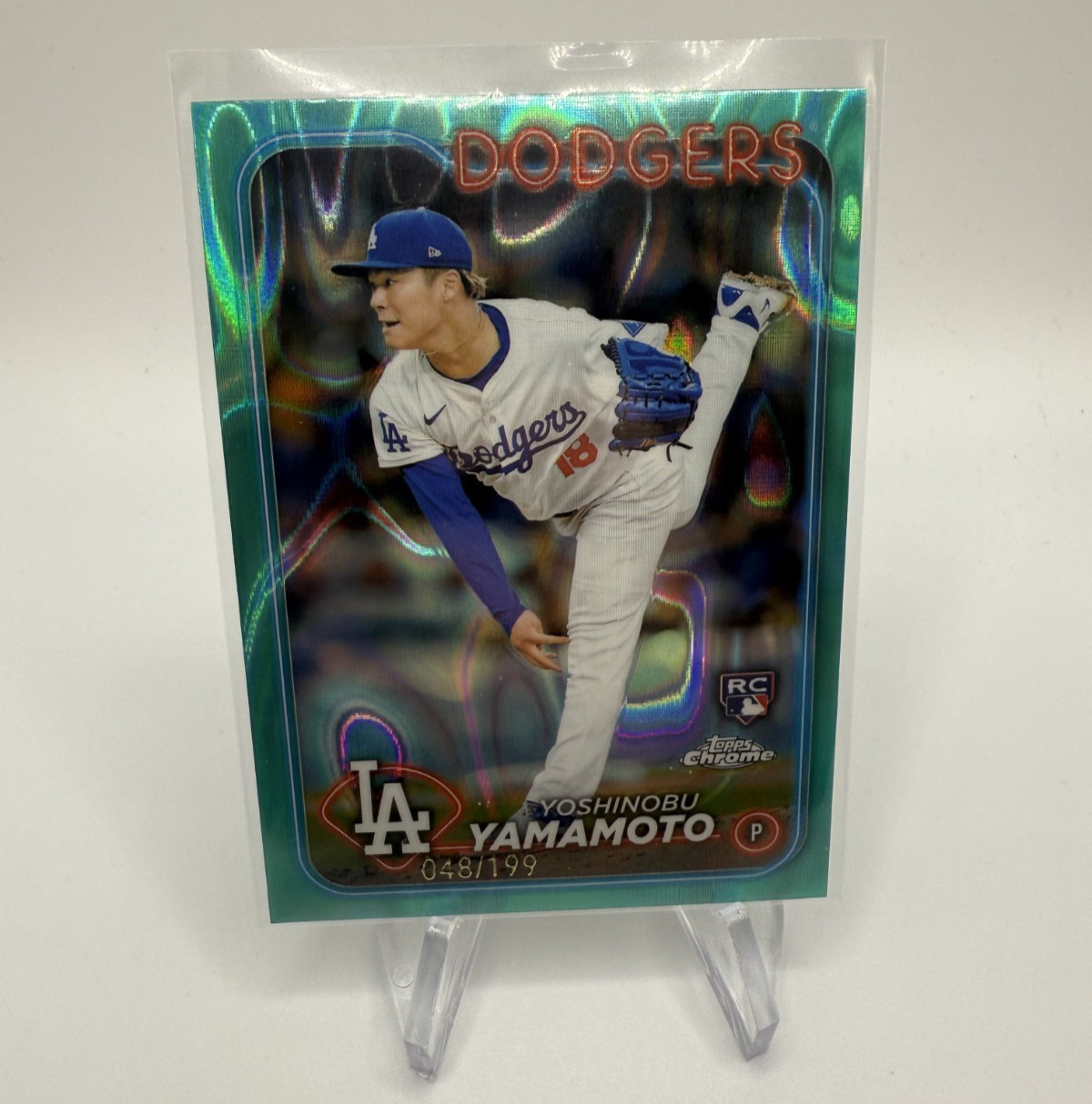 2024 Topps Chrome Yoshinobu Yamamoto #18 Aqua Raywave Refractor #48/199 RC
