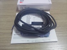 1PC New In Box Keyence Fiber Optic Sensor FS-V11