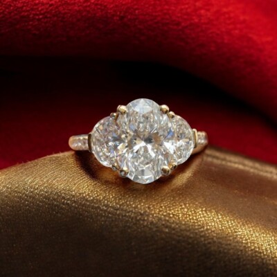 Verlobungsring 18 Karat Gelbgold 4,15 kt Ovalschliff zertifiziert IGI Lab Grown