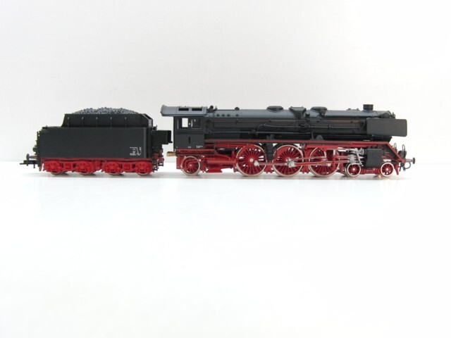 Picture 3 of 8