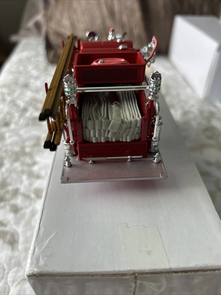 1926 Ford Model T Firetruck Diecast - Image 4 of 4