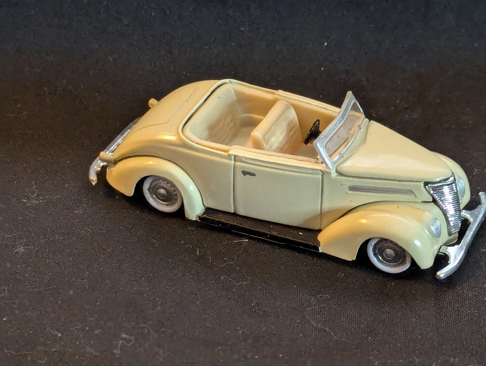 Racing Champions 1937 Ford Convertible Motor Trend