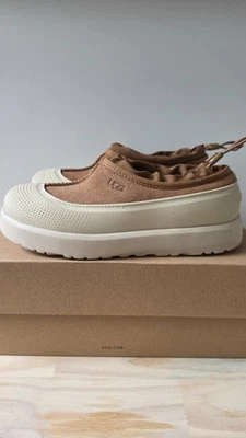 UGG Tasman Weather Hybrid (37) - Photo 1/4