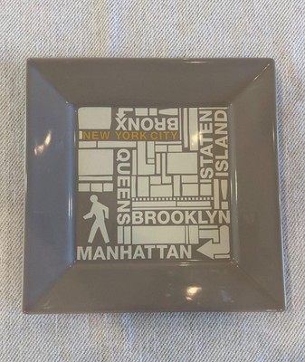 Fishs Eddy NYC 5 Boroughs 9'' Square Dinner Plates - Set of 2 - Discontinued