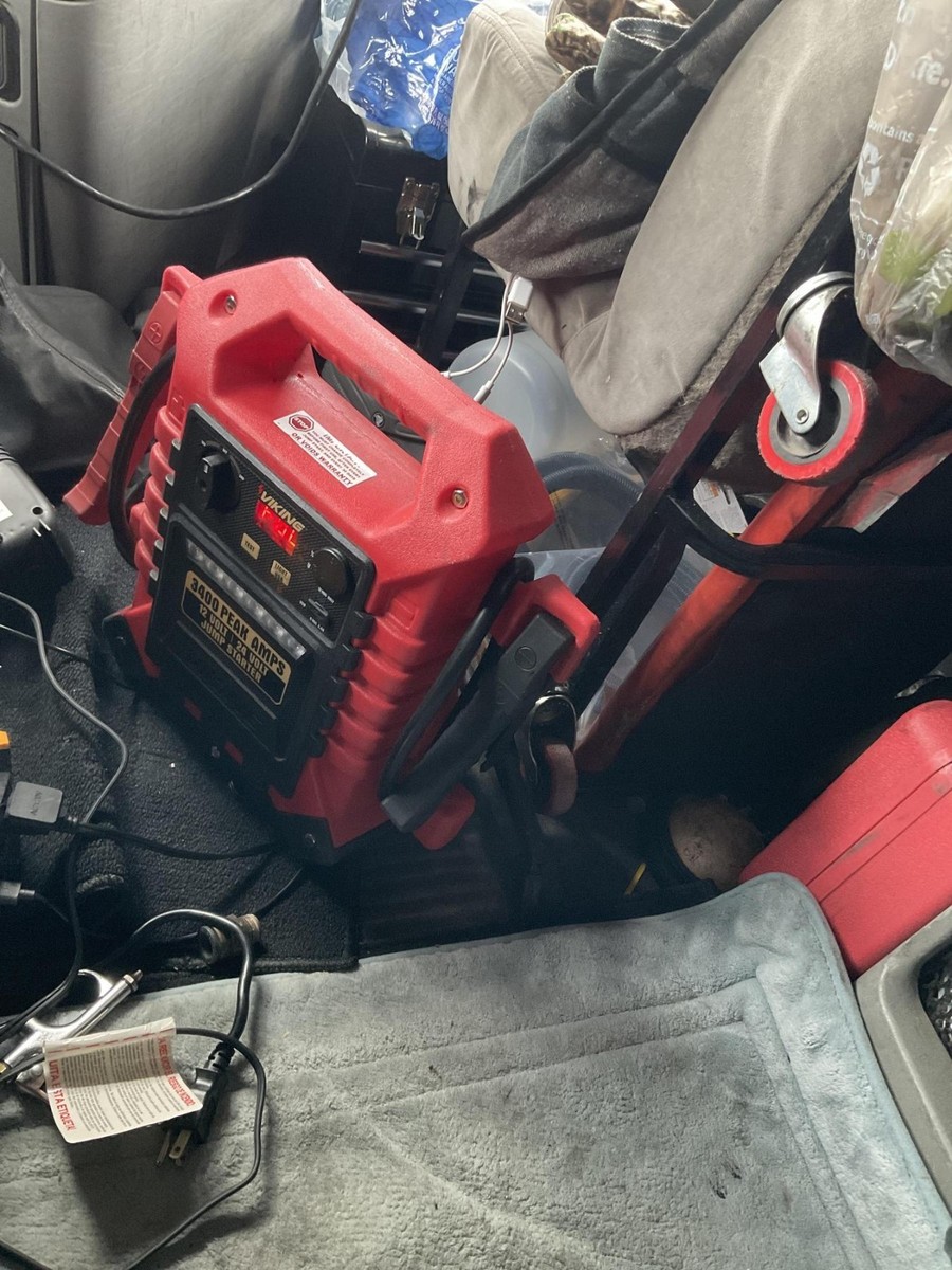 VIKING 3400 PEAK AMP 12V/24V PORTABLE JUMP STARTER # 57084