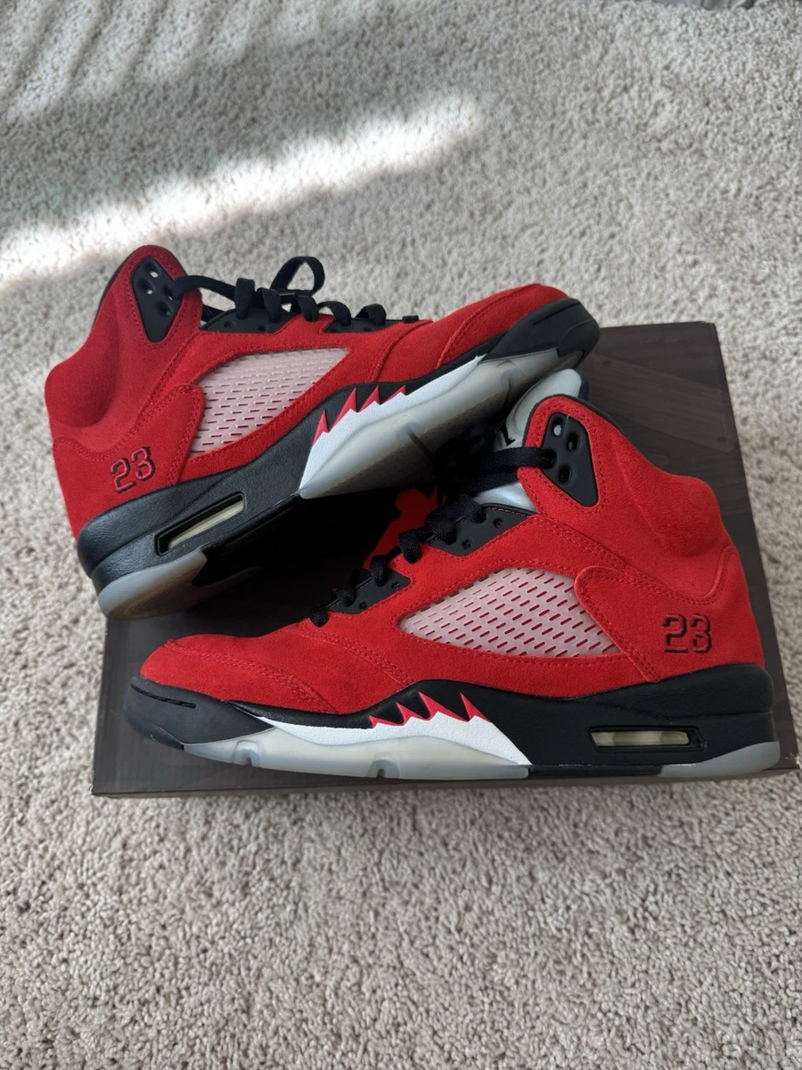 Men’s Nike Air Jordan 5 Retro Raging Bull Red Black 2017 Size 8 Used Size 10.5 2020 Air Jordan 5 Retro Raging Bull Varsity Red  main image 2