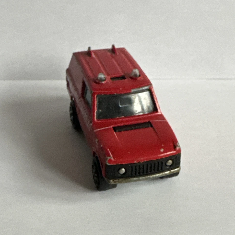 Voiture Miniature Majorette - Range Rover Sapeurs Pompiers Strasbourg - 246 1:60 - Photo 4/4