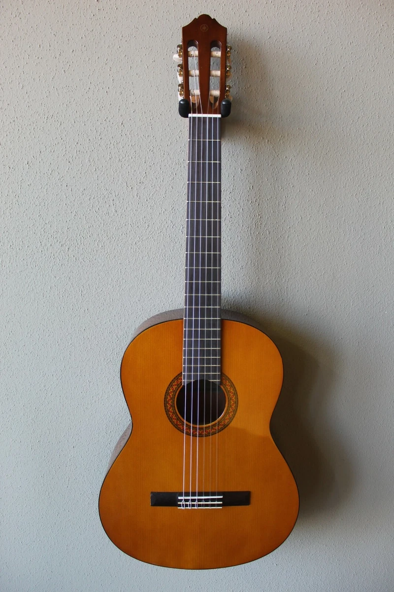 Guitar Review: The Yamaha C40 Classical Guitar. A fantastic guitar