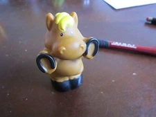 Fisher Price Little People standing horse yellow mane shoes farm barn stable toy