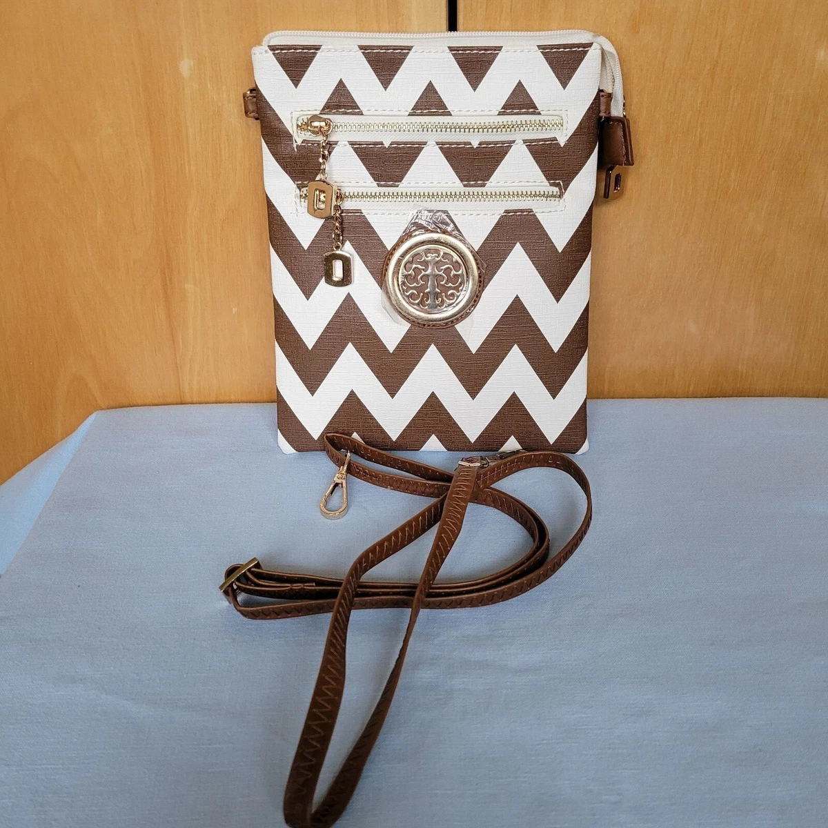 Cute small white purse sale