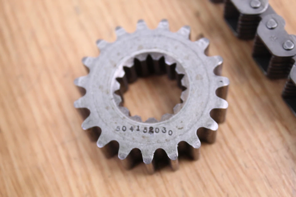 SKI-DOO Summit 800R SP 2015 POWER TEK caja de cadena cadena cadena y piñones Foto 4 de 4