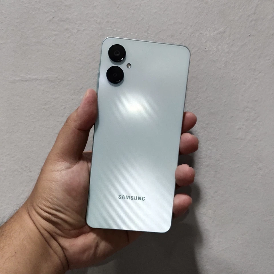 Samsung A06 5G - Image 2 of 3