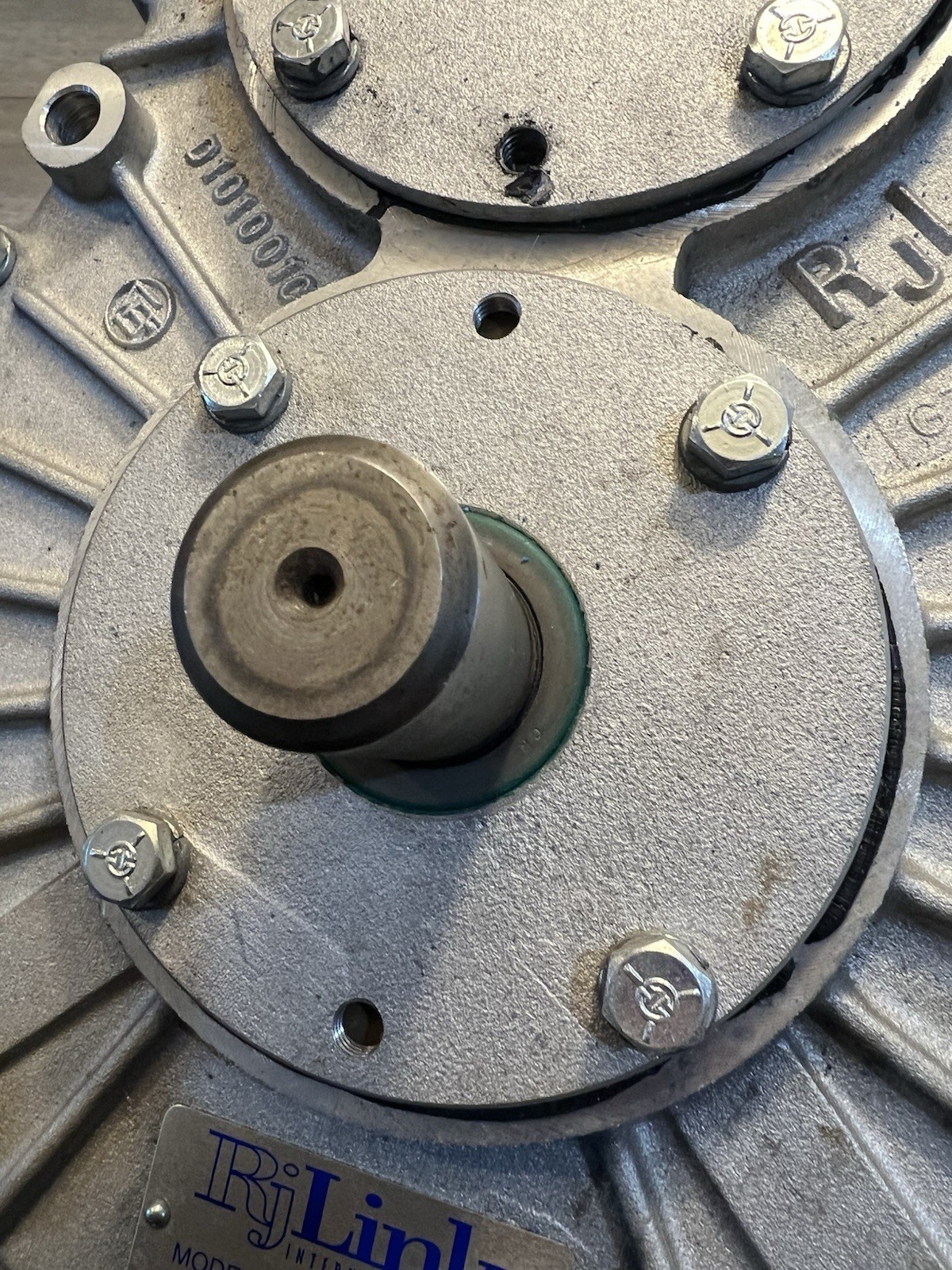 RJ LINK V-drive D101 Gear Reduction 1: 1.5 VW AugerVac RockVac VacBoss