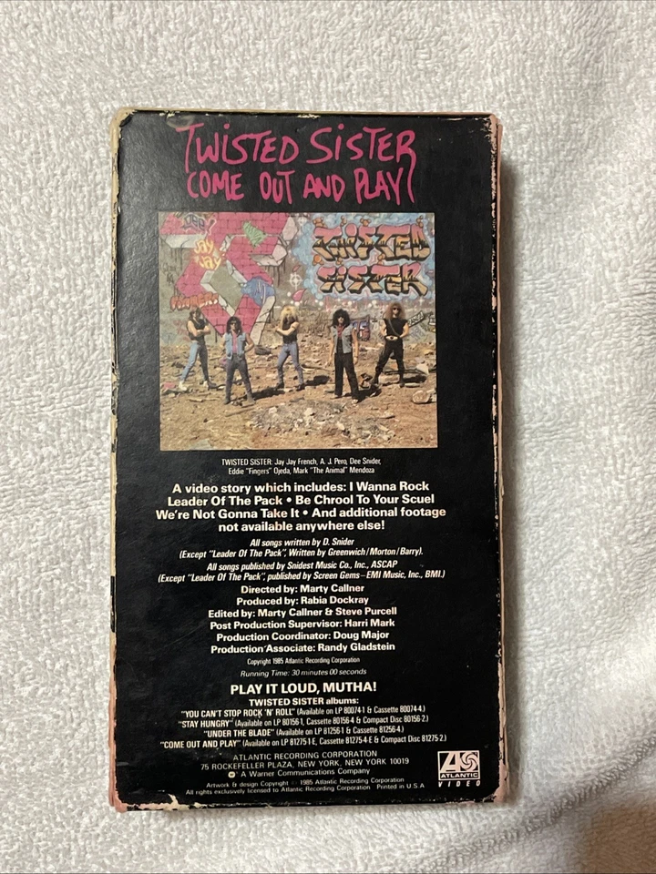 TWISTED SISTER COME OUT AND PLAY VIDEO VHS MUSIC VIDEO TAPE 1985 VIDEO STORY - Image 2 of 4