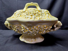 Vincenzo Toffolo Italian Majolica Renaissance Revival Covered Tureen Signed VT