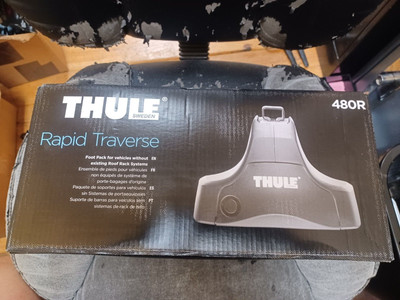 NOS Thule 450R Roof Rack Mount Kit