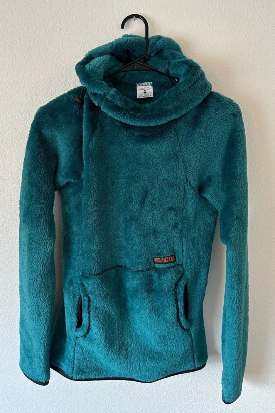 Melanzana high loft hoodie Gem