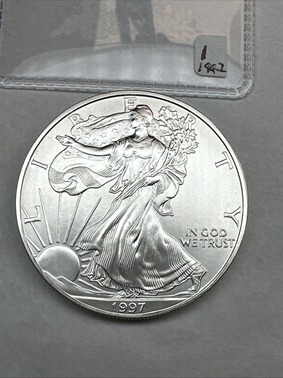 1997 Silver American Eagle. 1oz 0.999 Fine Silver. BU / Uncirculated Better Date