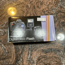 NIB Vivitar Digital Slave Flash