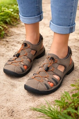 Clarks Tuvia Maddee Women's Sport Hiking Sandals Brown Orange 9
