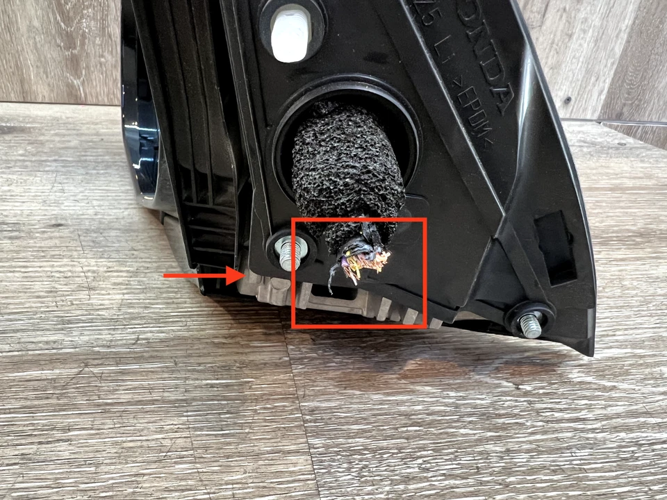 2015-2017 Acura MDX LH MIRROR ASSY OEM - Image 3 of 4