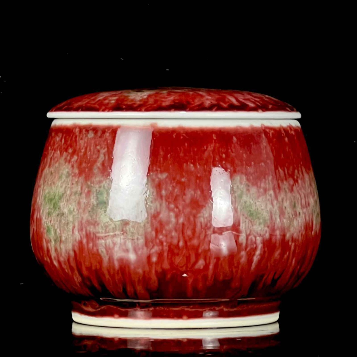 Chinese Cowpea Red Glaze Porcelain Handmade Exquisite Tea Caddy