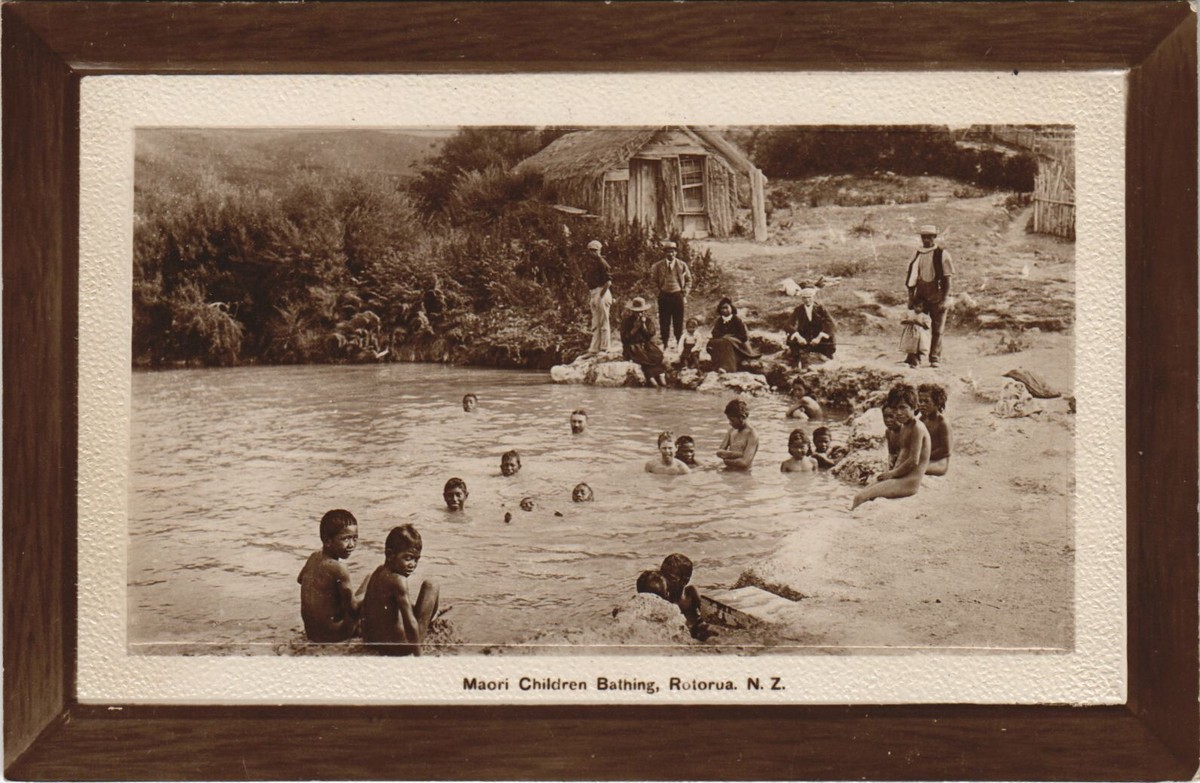 nzページ PC NEW ZEALAND, ROTORUA, MORI CHILDREN, Vintage REAL PHOTO
