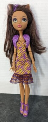 Monster High Doll Clawdeen Wolf Dance the Fright Away  Claw Deen Purple Gold